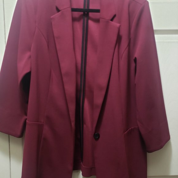 Business Casual Blazer - Picture 4 of 4